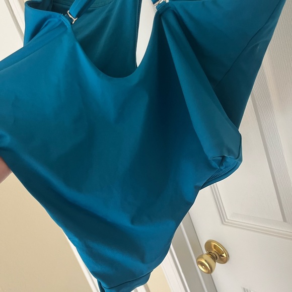 2 One Piece Swimsuits NWOT - Picture 5 of 12